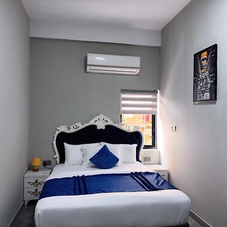 Euro Homes Hotel Accra Extérieur photo