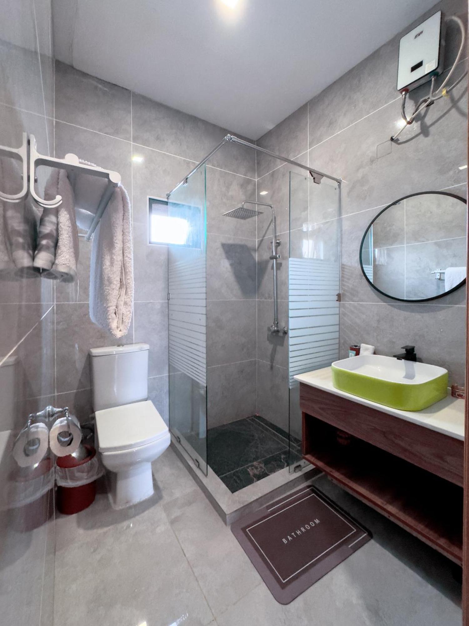 Euro Homes Hotel Accra Extérieur photo